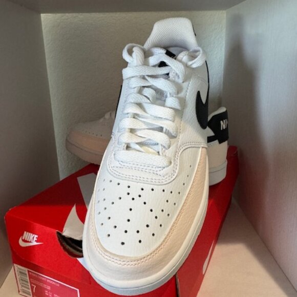 Women's Nike Court Vision Low Sneaker - Picture 5 of 5